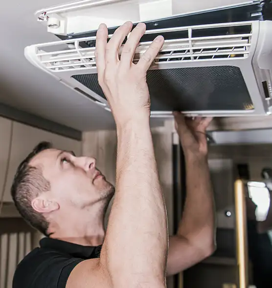  Professional Licensed And Insured Cleaners in La Ca, CA